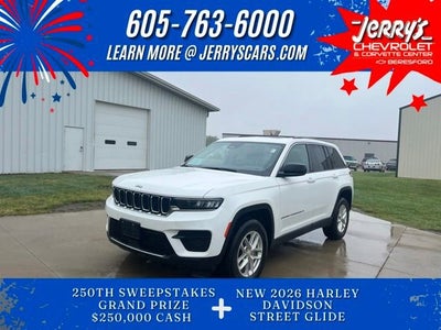 2023 Jeep Grand Cherokee Laredo X