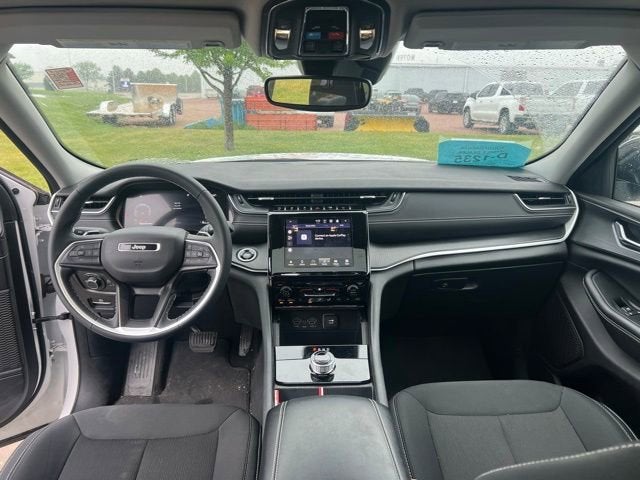 2023 Jeep Grand Cherokee Laredo X