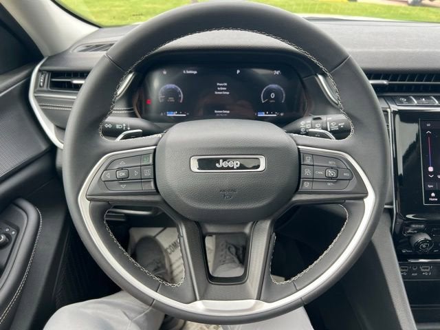 2023 Jeep Grand Cherokee Laredo X