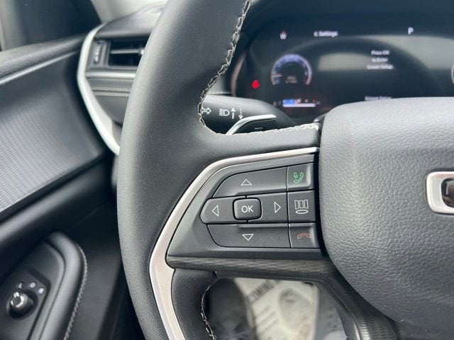 2023 Jeep Grand Cherokee Laredo X