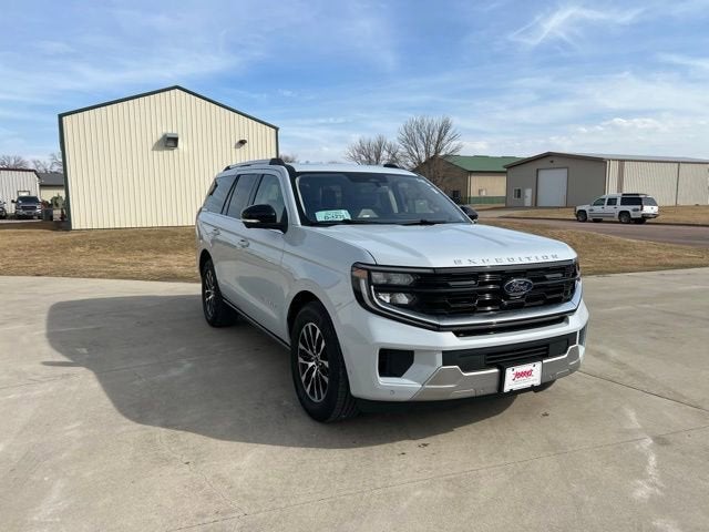 2025 Ford Expedition Platinum