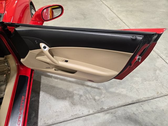 2005 Chevrolet Corvette BASE