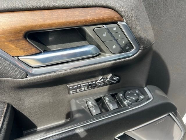 2022 Chevrolet Silverado 1500 High Country