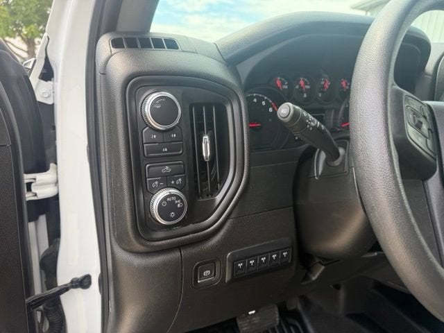 2024 GMC Sierra 2500 HD Pro