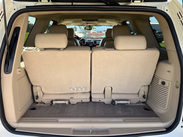 2011 Cadillac Escalade Premium