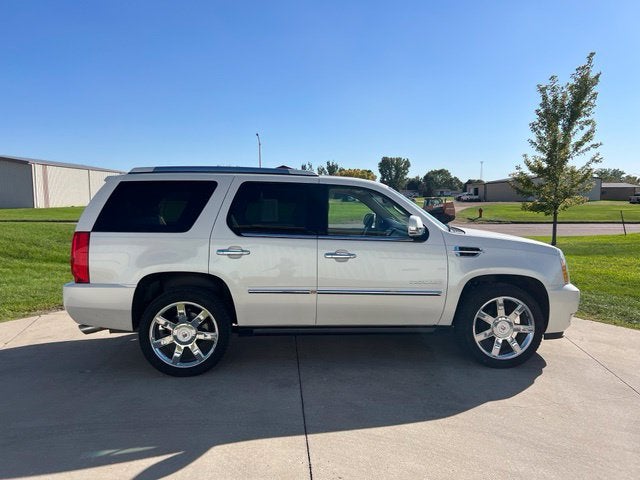 2011 Cadillac Escalade Premium