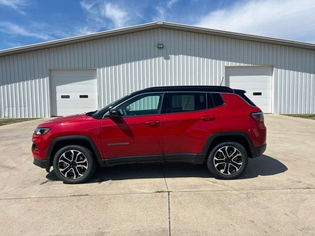 2024 Jeep Compass Limited - Photo 8