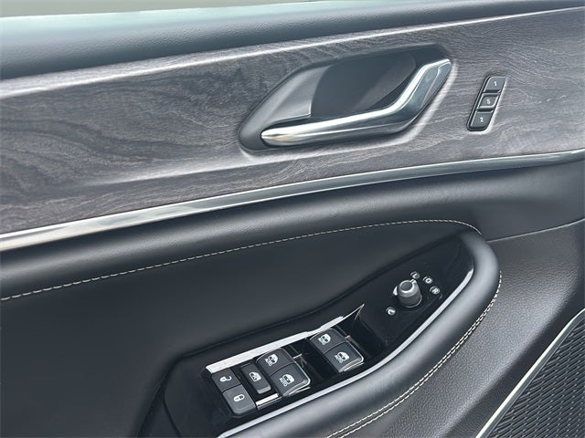 2024 Jeep Grand Cherokee Overland