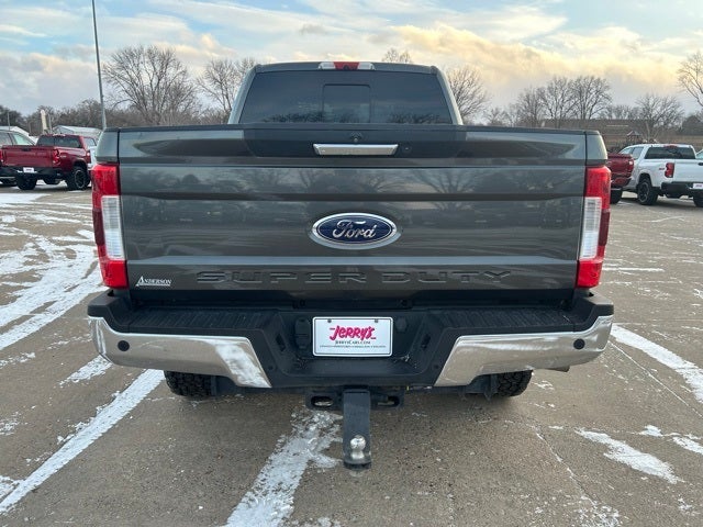 2017 Ford F-350SD Lariat