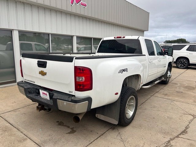 2011 Chevrolet Silverado 3500HD LTZ DRW