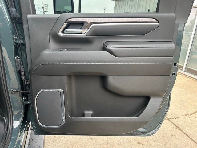 2025 Chevrolet Silverado 2500HD LTZ