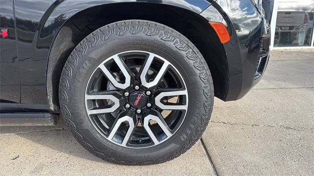 2023 GMC Yukon AT4