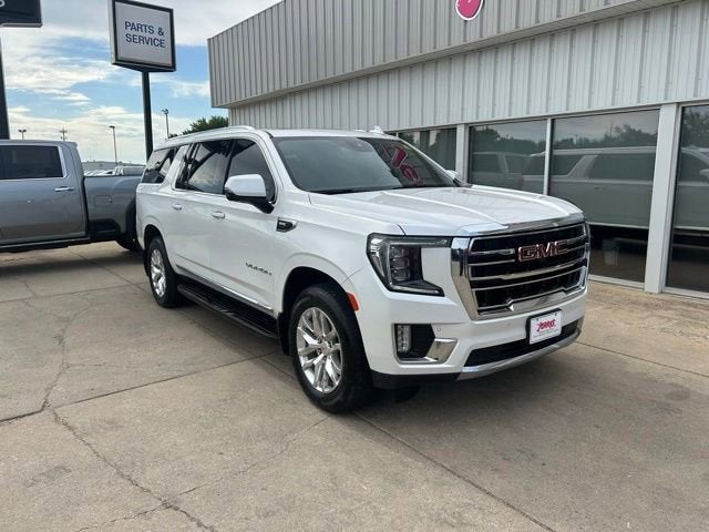 2023 GMC Yukon XL SLT