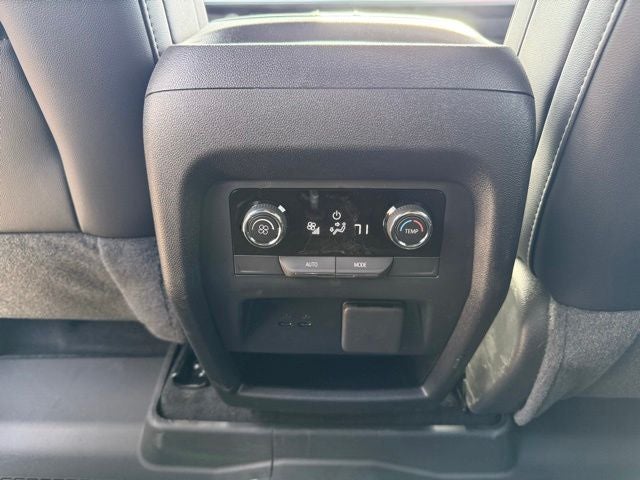 2026 Chevrolet Traverse LT 2LT