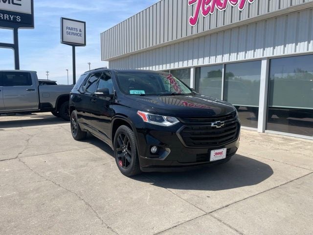 2021 Chevrolet Traverse Premier Redline Edition