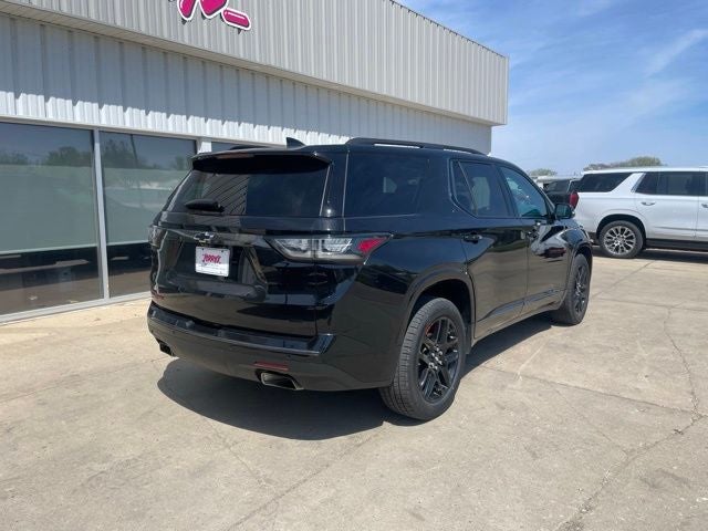 2021 Chevrolet Traverse Premier Redline Edition