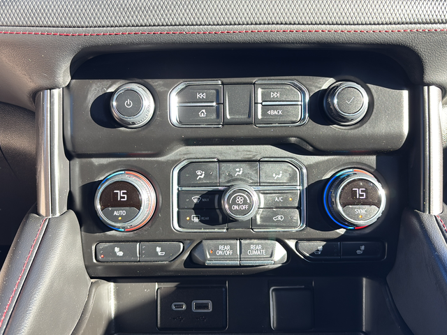 2022 Chevrolet Suburban RST