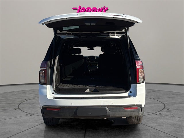 2022 Chevrolet Suburban RST