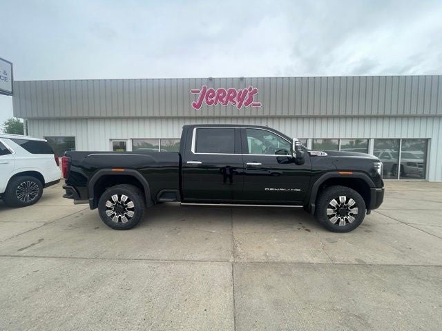 2025 GMC Sierra 2500HD Denali
