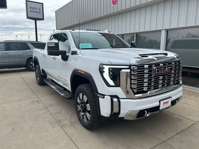 2026 GMC Sierra 2500HD Denali