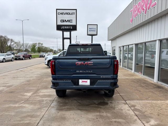 2026 GMC Sierra 2500HD Denali