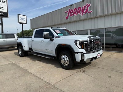2026 GMC Sierra 3500HD Denali