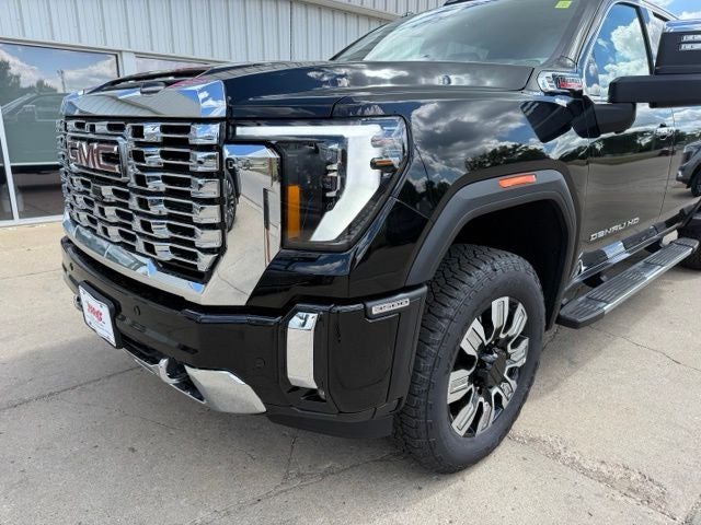 2026 GMC Sierra 3500HD Denali