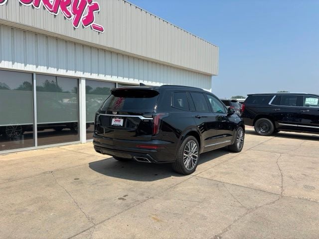 2024 Cadillac XT6 Sport