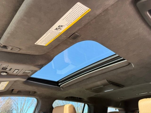 2017 Cadillac Escalade Platinum Edition