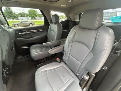 2020 Buick Enclave Essence
