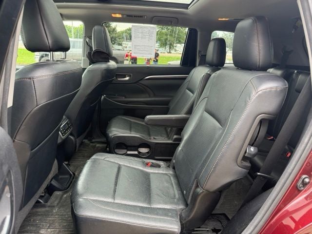 2016 Toyota Highlander Limited Platinum V6