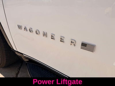 2025 Jeep Wagoneer Base