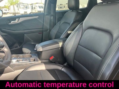 2025 Ford Escape Platinum