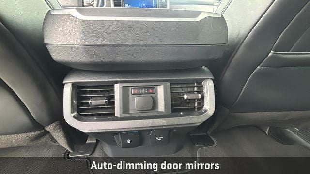 2025 Ford F-150 Platinum 5 1/2 FT BOX