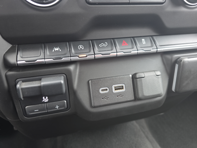 2024 Chevrolet Silverado 1500 Custom STANDARD BED