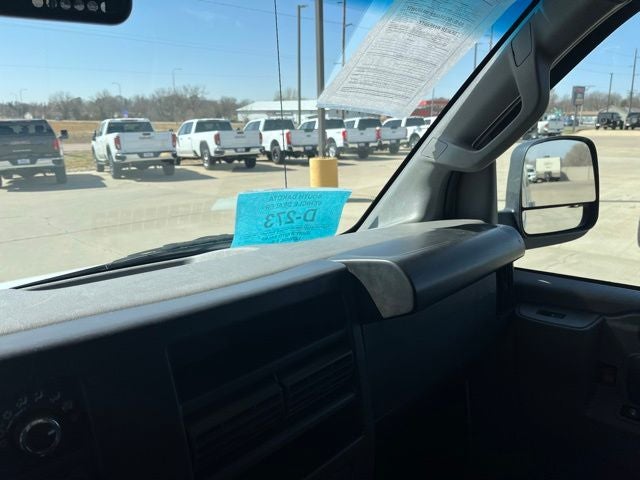 2024 Chevrolet Express 2500 Work Van Cargo