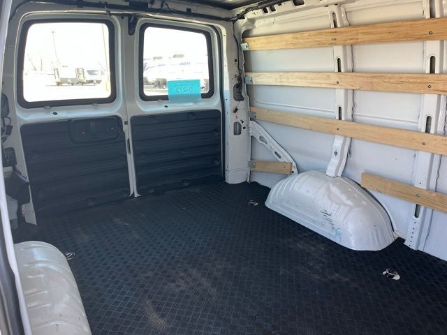 2024 Chevrolet Express 2500 Work Van Cargo