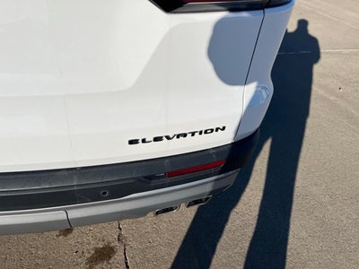 2025 GMC Acadia Elevation