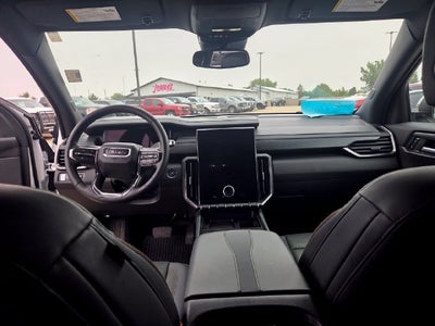 2024 GMC Acadia AT4