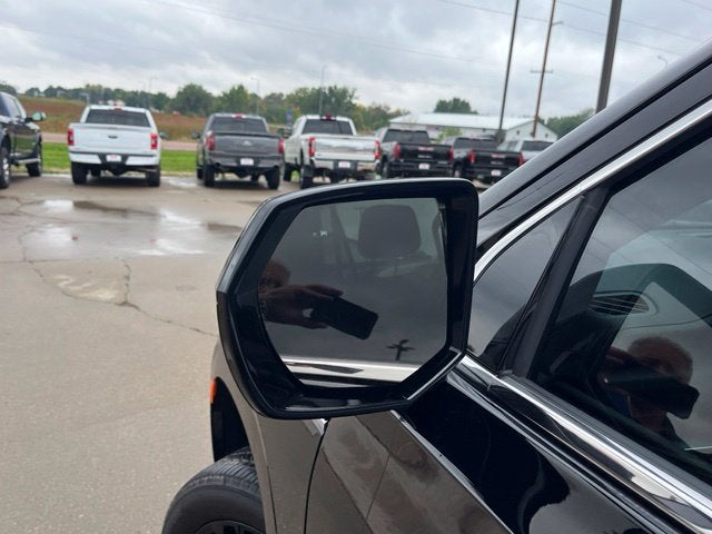 2024 GMC Yukon SLE