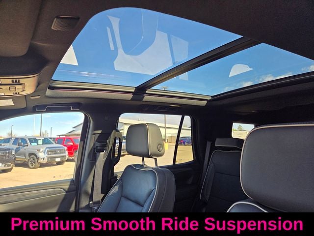 2024 GMC Yukon SLT Luxury Package