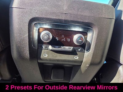 2024 GMC Yukon SLT Luxury Package