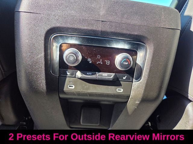 2024 GMC Yukon SLT Luxury Package