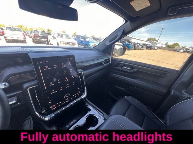 2025 GMC Yukon Elevation