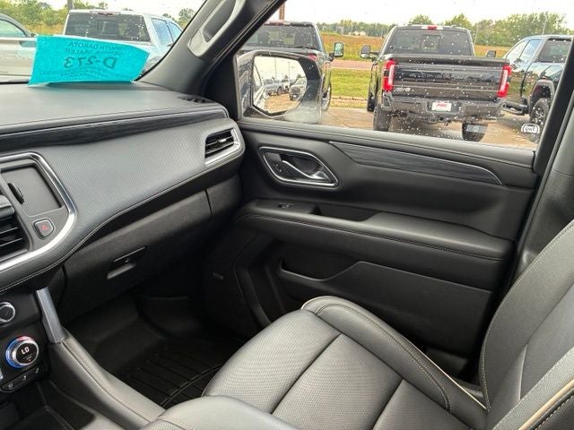 2024 GMC Yukon XL SLT