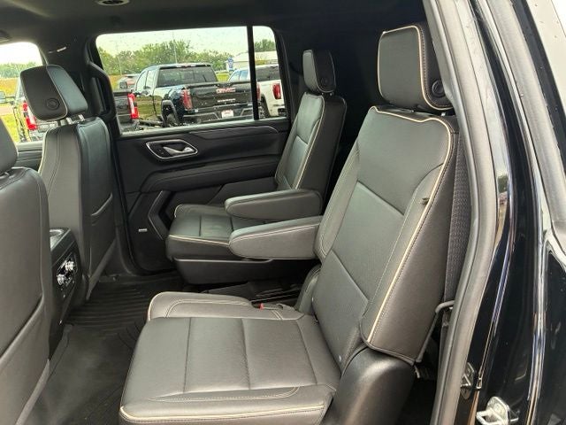 2024 GMC Yukon XL SLT