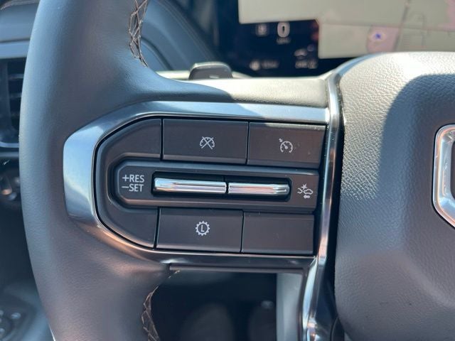2025 GMC Yukon XL AT4