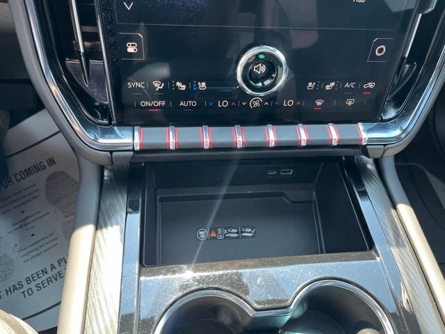 2025 GMC Yukon XL AT4