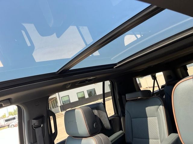 2025 GMC Yukon XL AT4