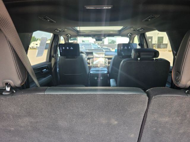 2025 GMC Yukon XL AT4